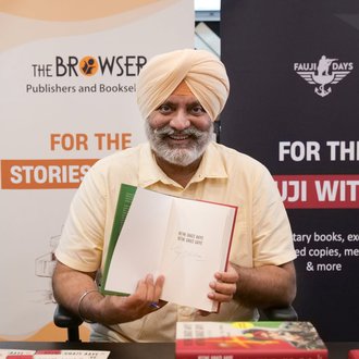 Signed Copies Alert- ‘Kitne Ghazi Aaye_ Kitne Ghazi Gaye’ by Lt Gen tinydhillon takes you on a (1)