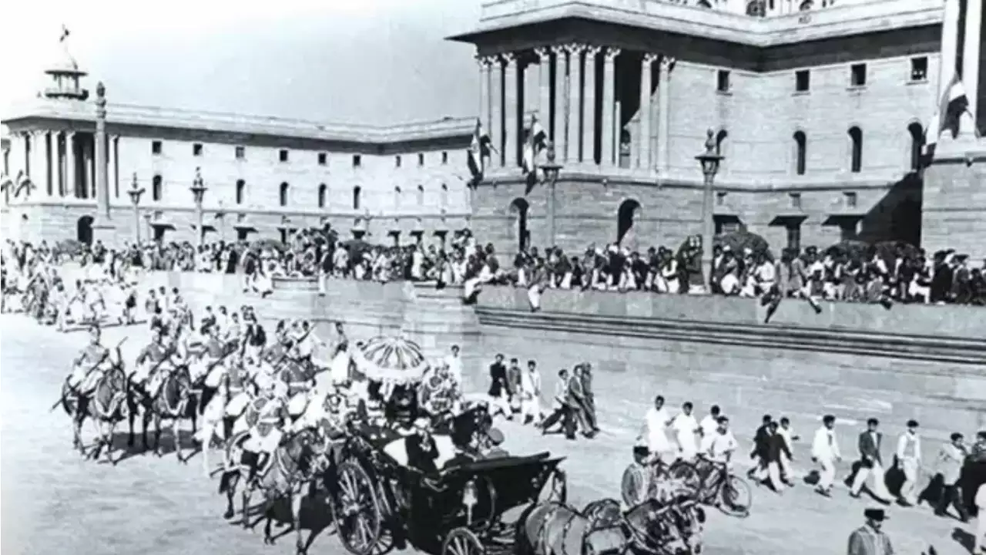 First Republic Day parade at Rajpath on January 26, 1950. (Credits: Wikimedia Commons)